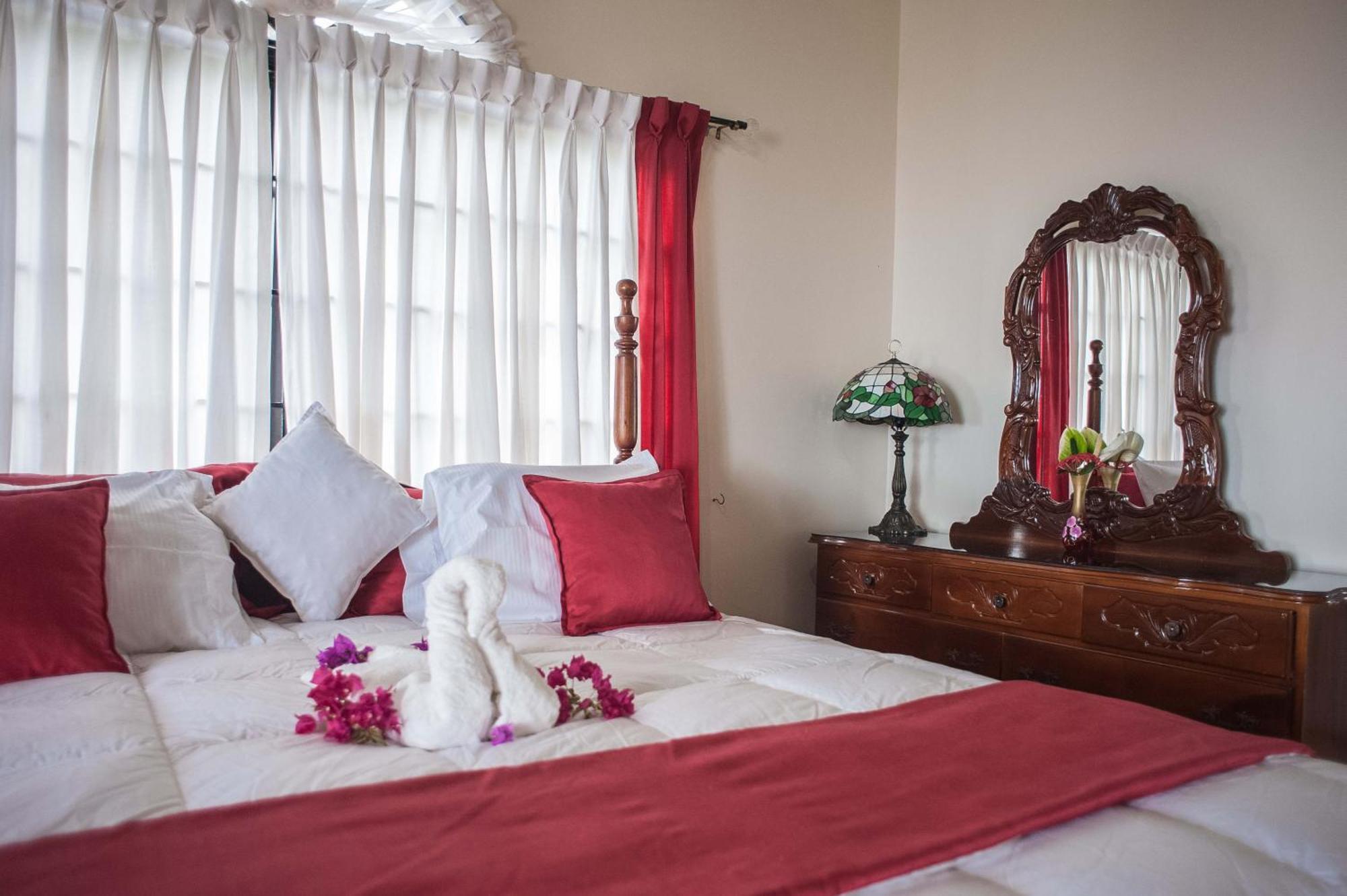 Clarridge View Guesthouse Бухта Монтего Экстерьер фото
