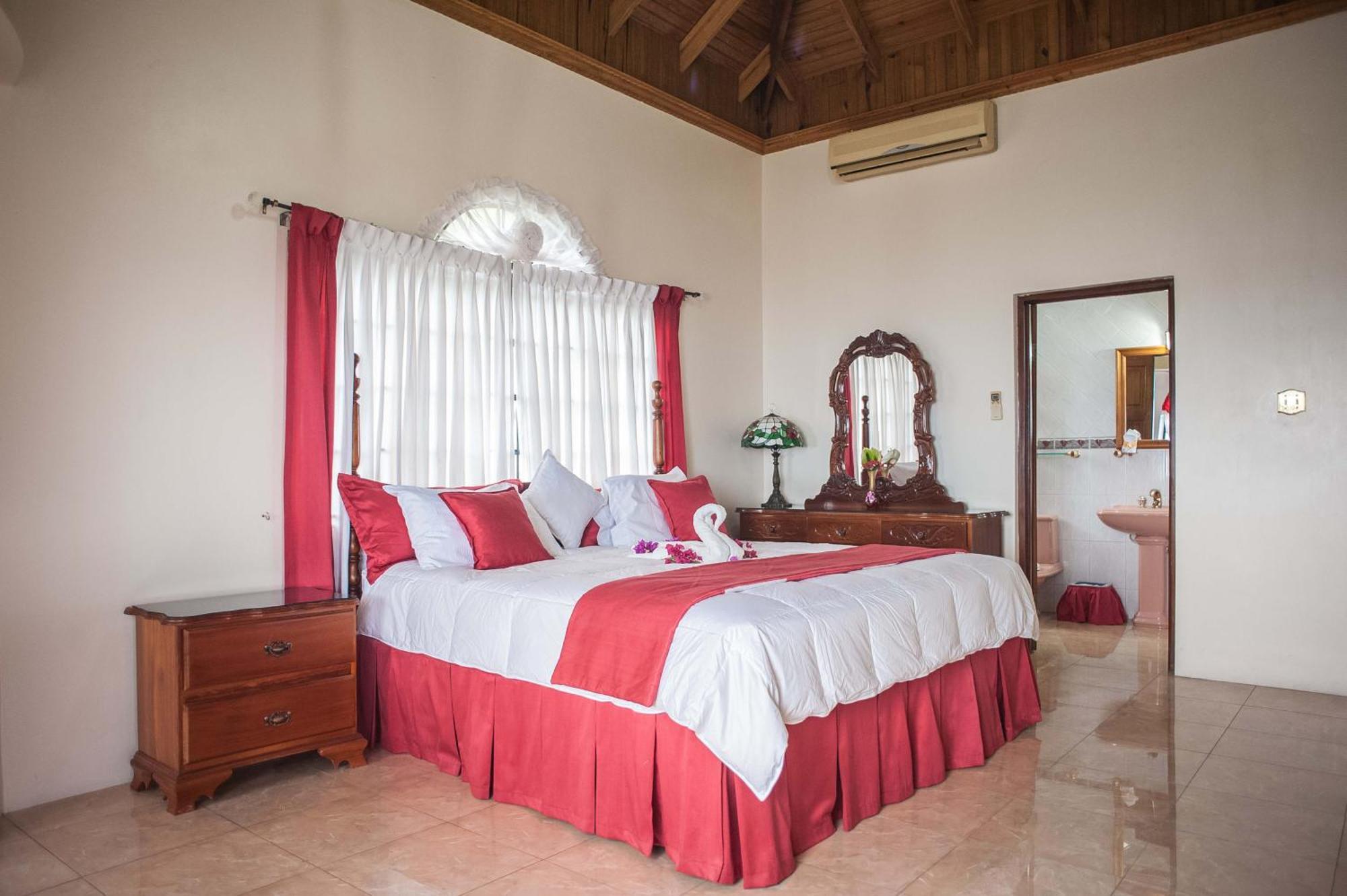 Clarridge View Guesthouse Бухта Монтего Экстерьер фото