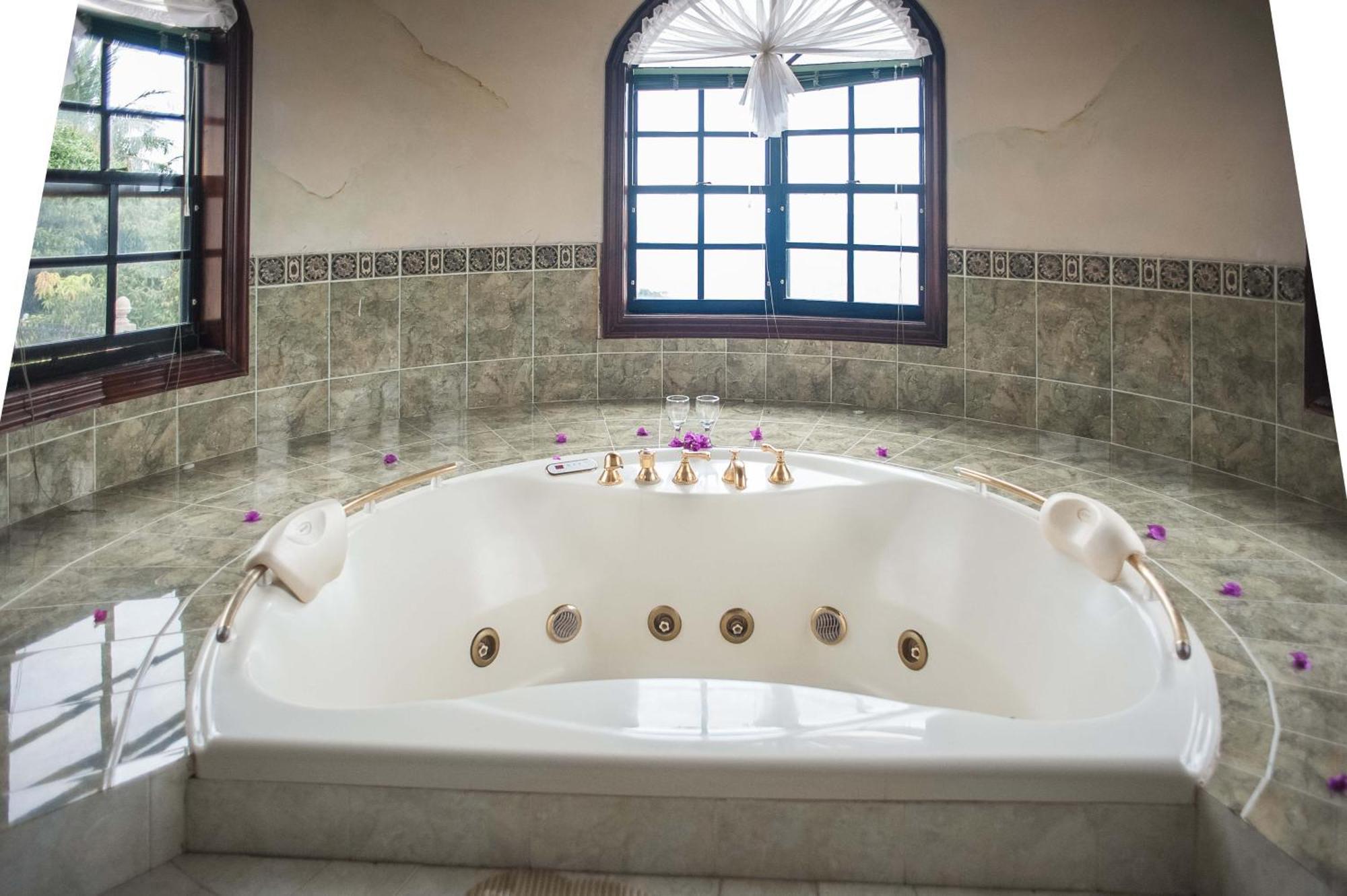 Clarridge View Guesthouse Бухта Монтего Экстерьер фото